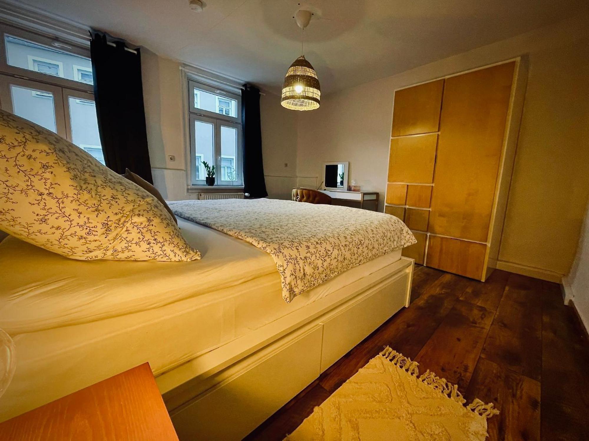 # One Apartment'S / Parkplatz / Schlossplatz Кобург Екстериор снимка
