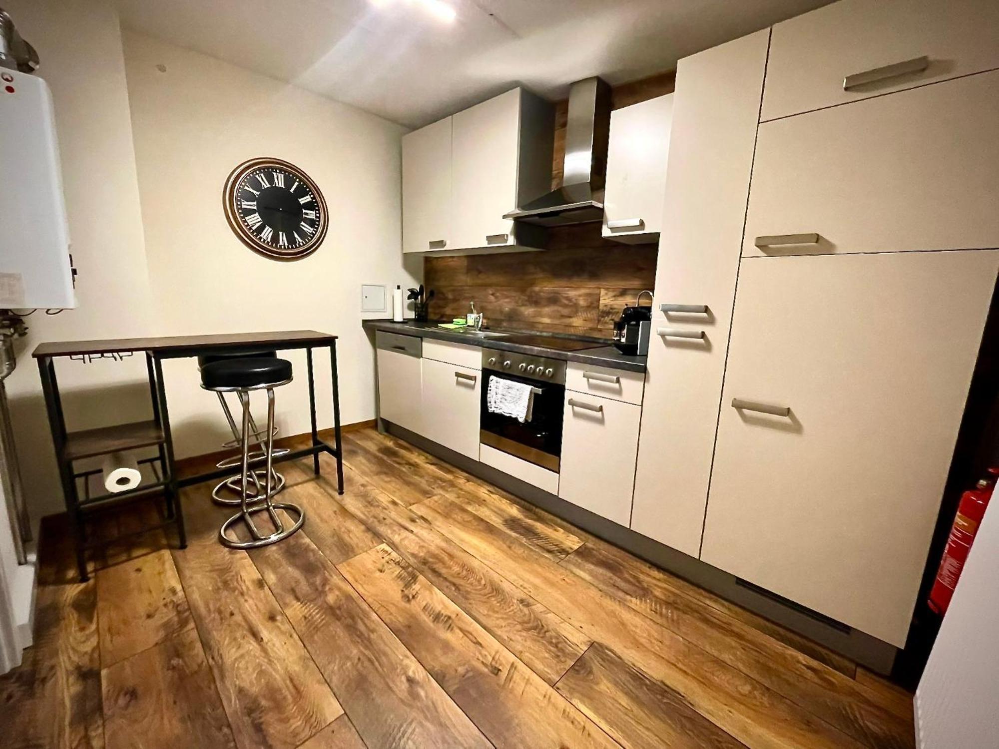 # One Apartment'S / Parkplatz / Schlossplatz Кобург Екстериор снимка